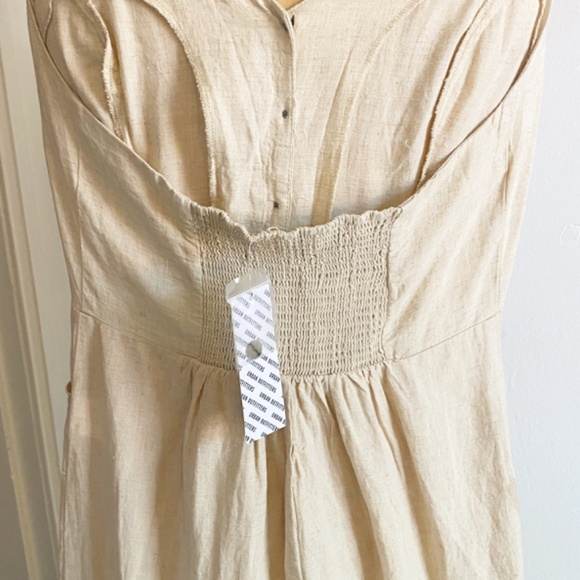 Urban Outfitters NWT lightweight halter jumpsuit size M - Picture 3 of 6